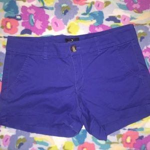 Royal blue “shorties” American Eagle shorts💙